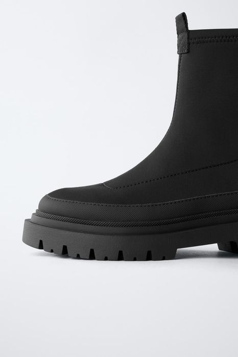 Botins tipo meia à prova de água -  nº38 (Novos)