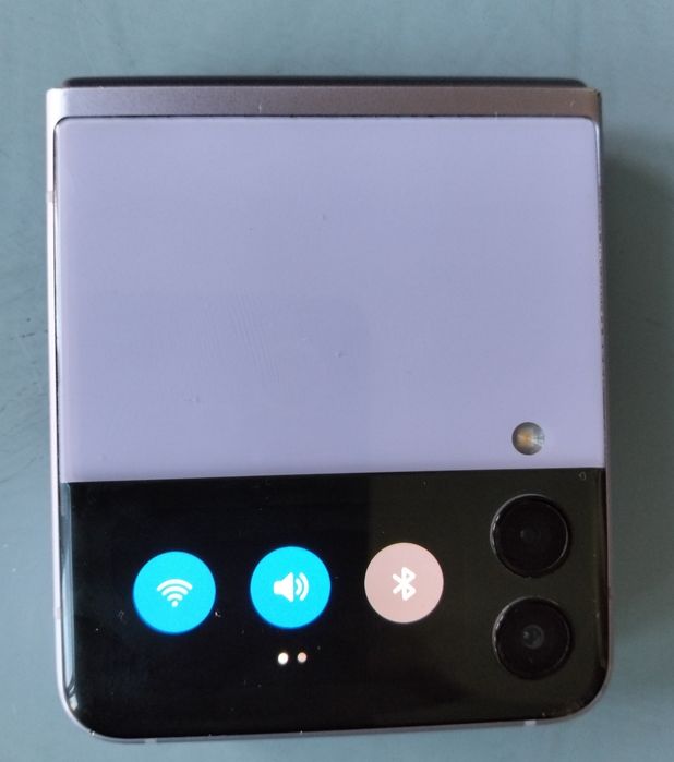 Samsung Galaxy Flip 3 5G lavender purple