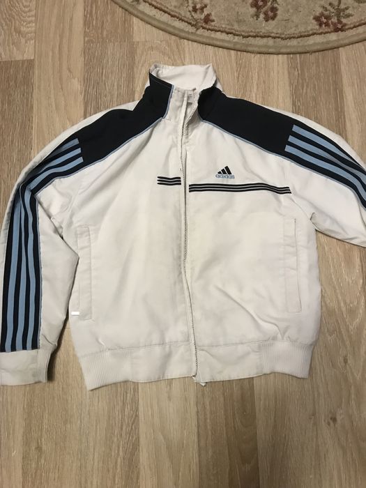 кофти сорочки, штани 4-6 років костюми