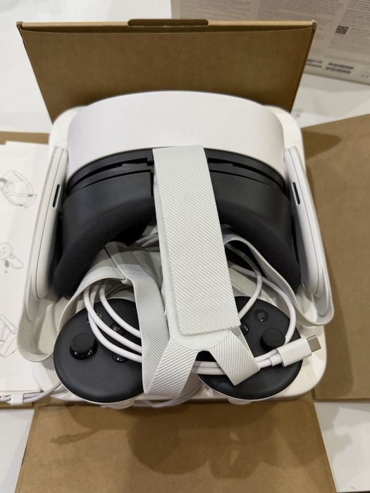 Окуляри віртуальної реальності Meta Quest 3S 128GB