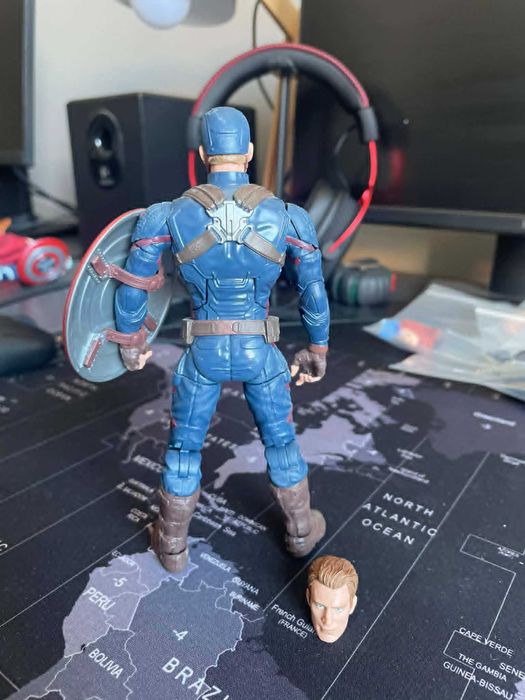 Figurka Marvel Legends Kapitan Ameryka Steve Rogers