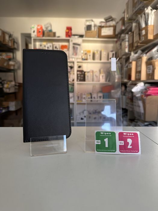 Etui z klapką zamykane czarne + SZKŁO do MOTOROLA MOTO G56