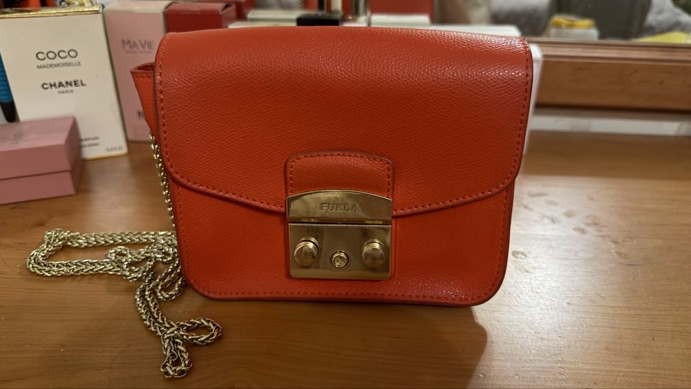 Продам сумку Furla оригінал