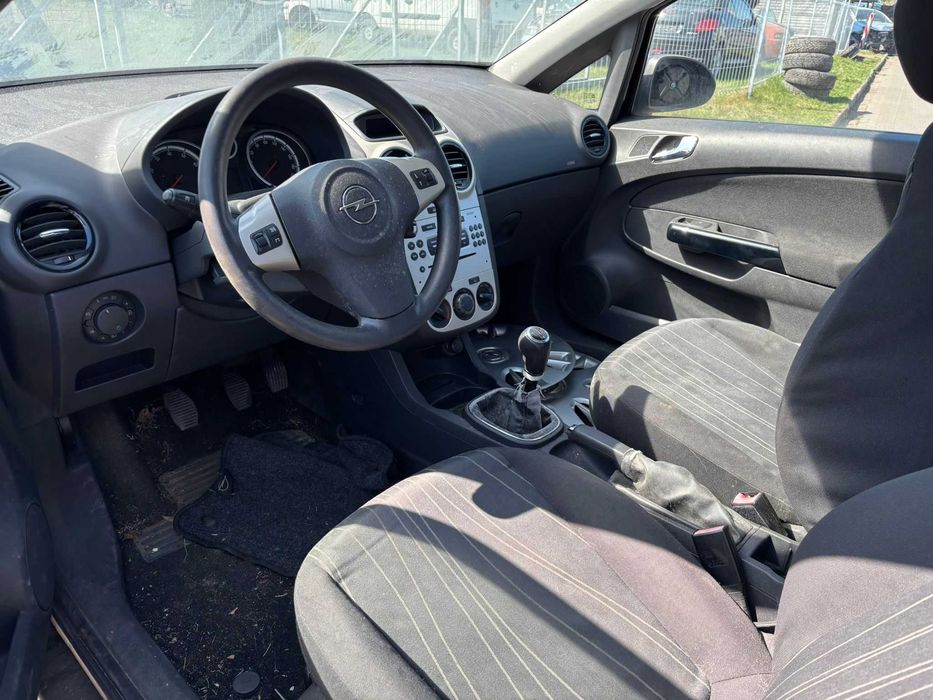 Opel Corsa D 1.2 z12xep 3 drzwi kolor z20r CZĘŚCI