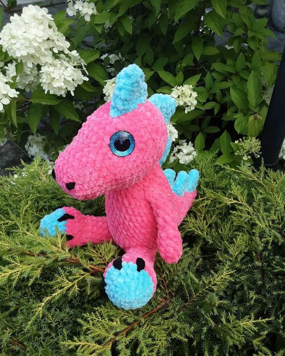 Pluszowy dinozaur