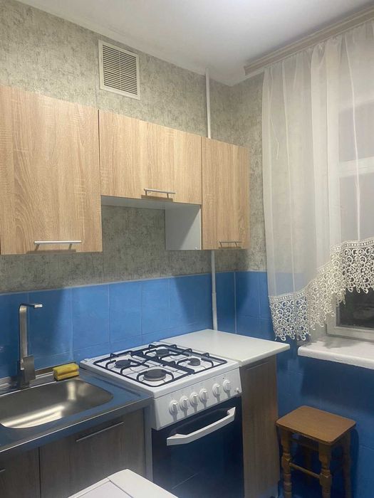 1к вулиця Володимира Великого бічна