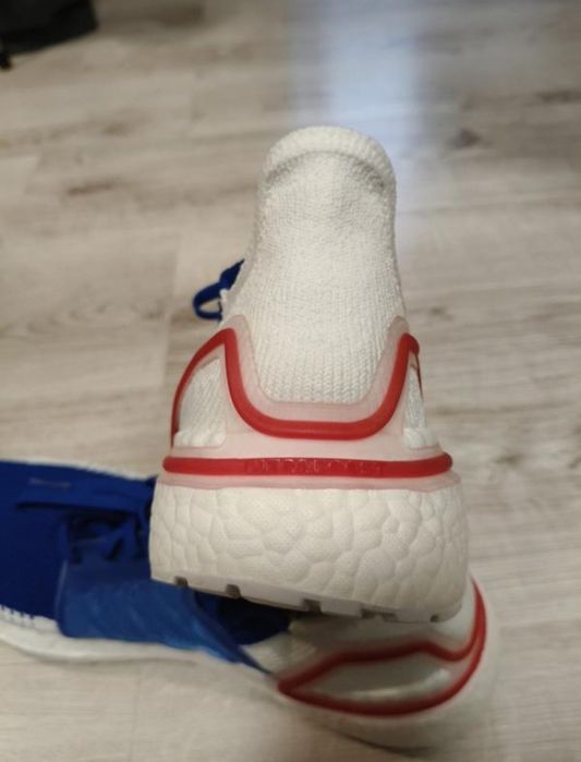 Кросівки Adidas UltraBoost