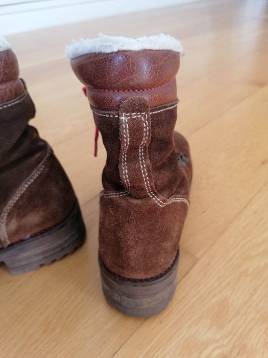 Botas Castanhas Camurça Forradas com Pêlo