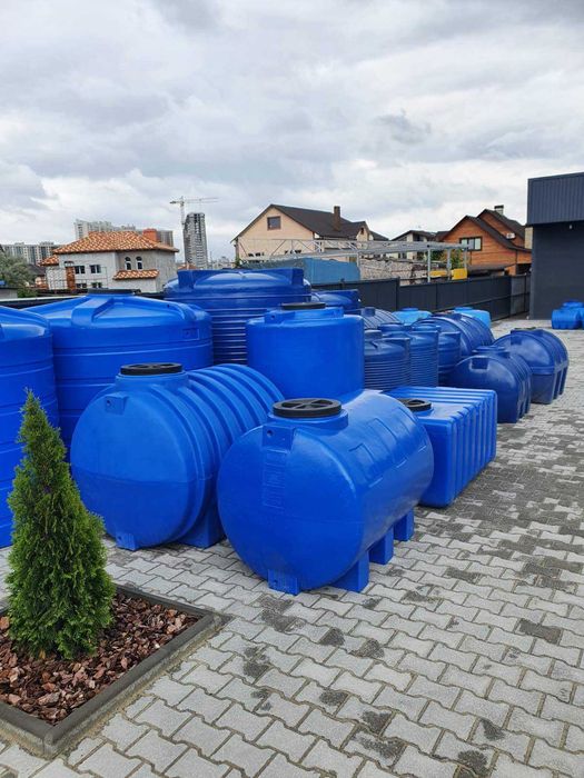 Емкости для воды от 20л до 10000л (Бочки, баки летнего душа, бидоны)