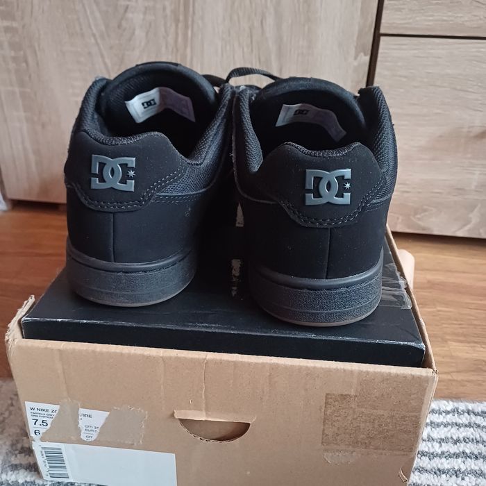Czarne DC  Shoes