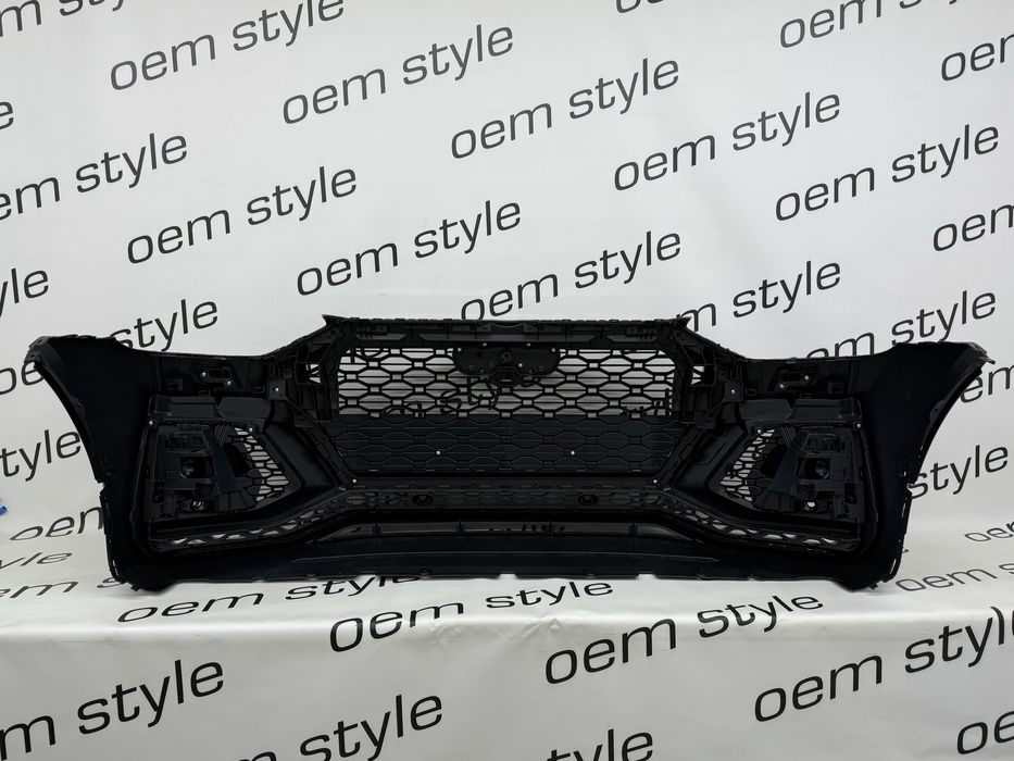 Передний бампер Audi Q5 2021-2025 RSQ5