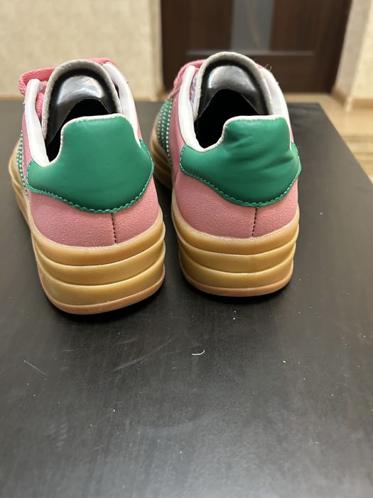 кросівки Adidas Gazelle Bold