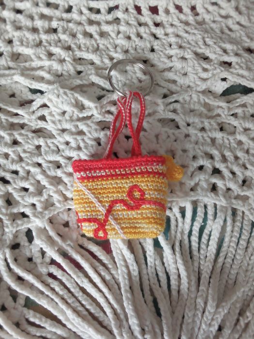 Porta-chaves "tote bag" em crochet