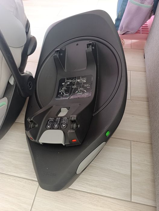 Cadeira isofix carro com ovo