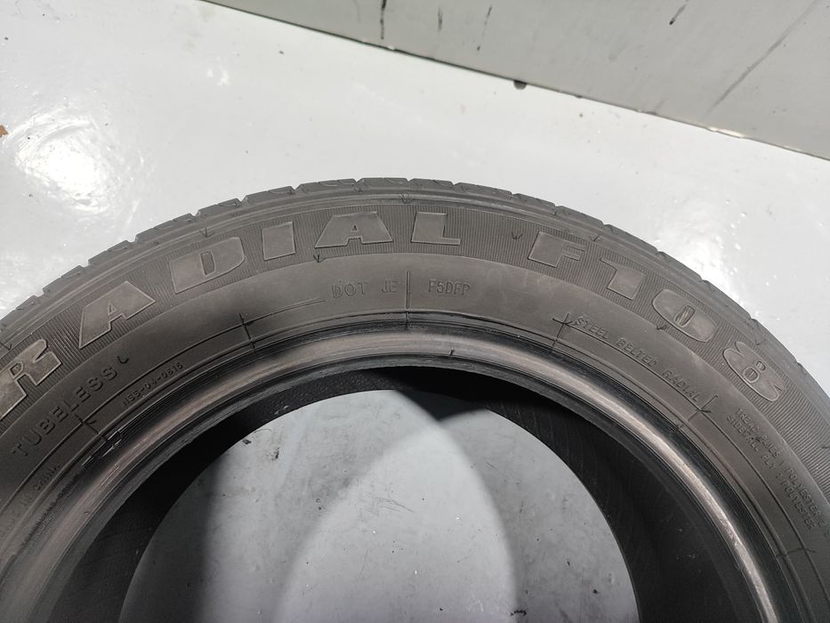 2 pneus semi novos 195-60R15 Rotala - Oferta dos portes