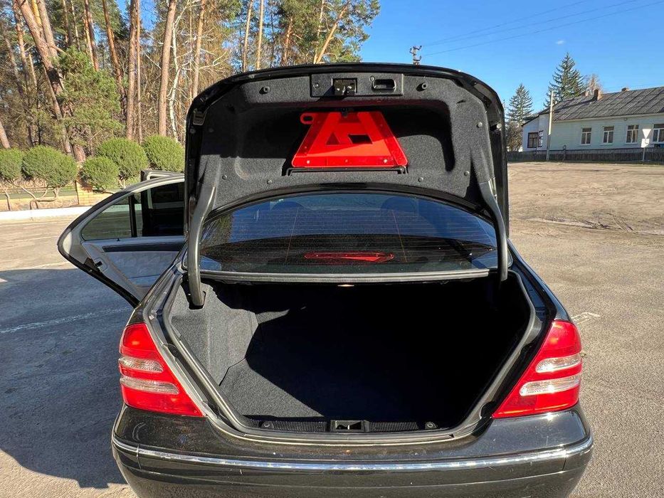Продам MERCEDES-BENZ C 180