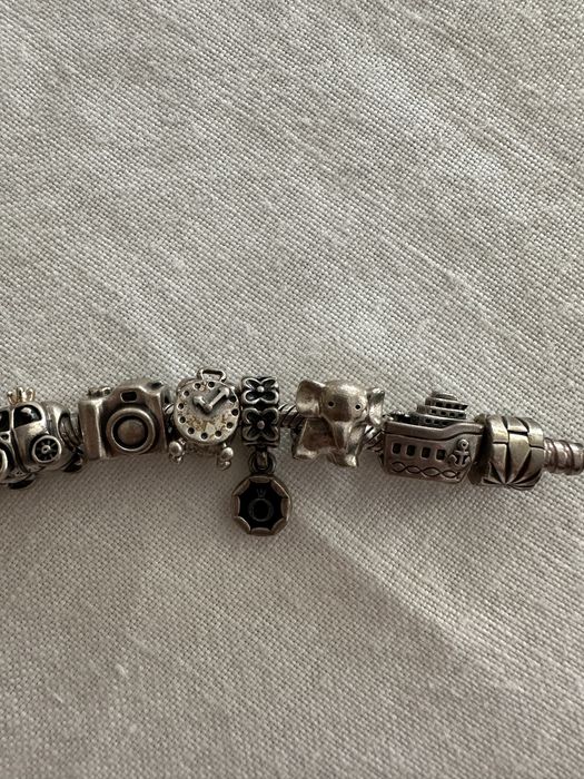Pulseira Pandora como nova