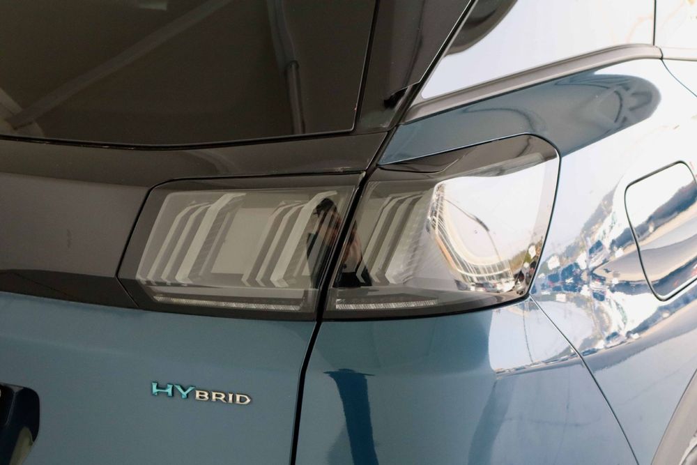 Peugeot 3008 1.6 Hybrid Allure e-EAT8