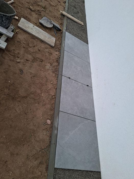 Układanie kostki brukowej