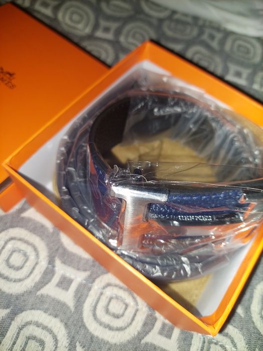 Cinto Louis Vuitton e HERMES novos