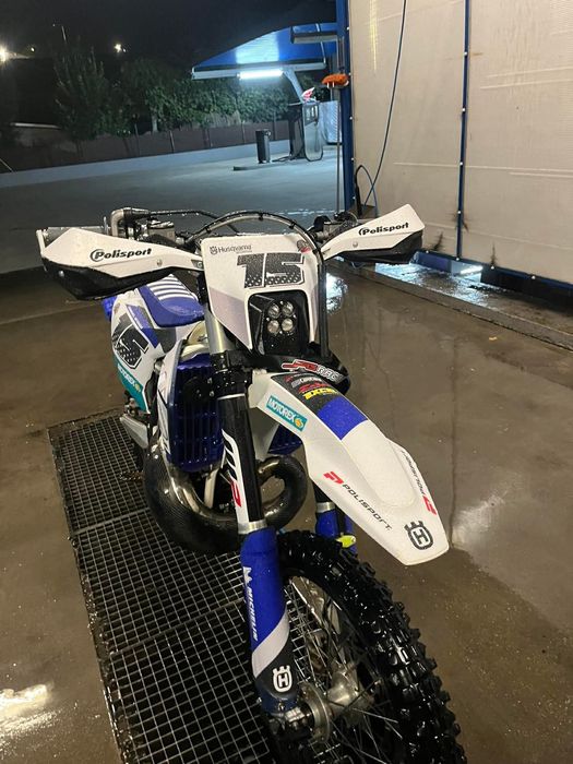 Husqvarna te 250 (troco por jipe)