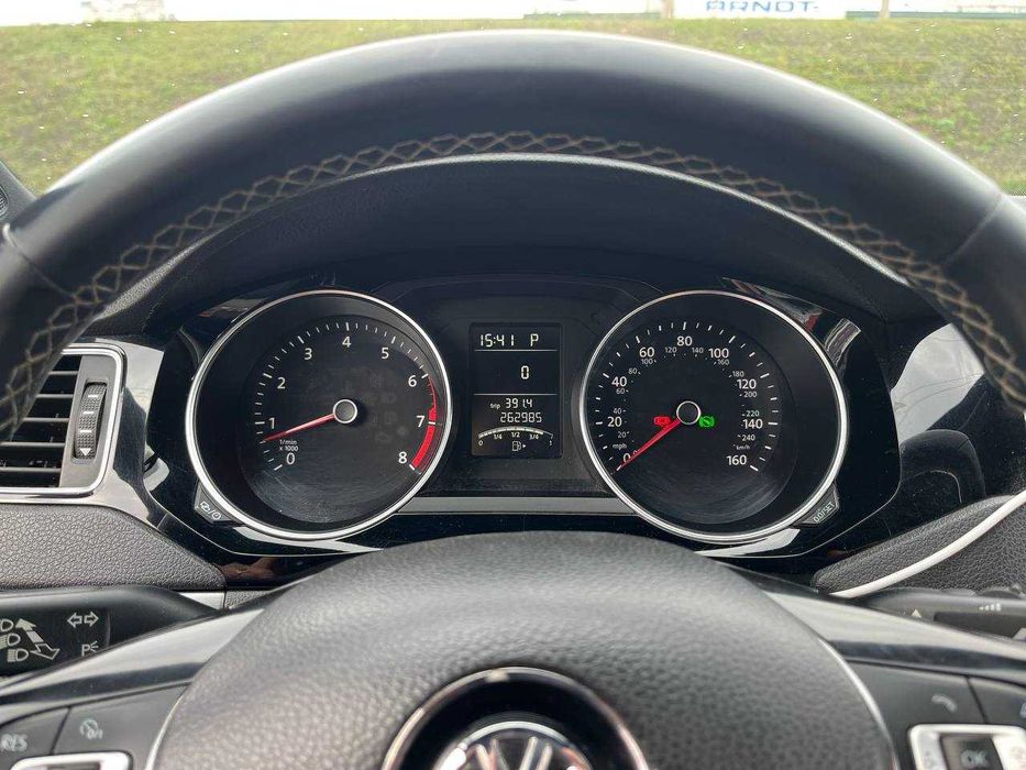 Продам Volkswagen Jetta