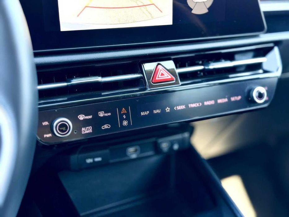 Kia Niro Ex      2023