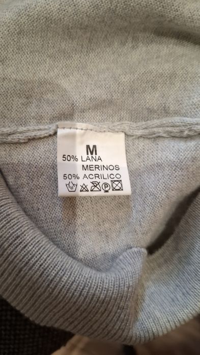 Sweter męski nowy.