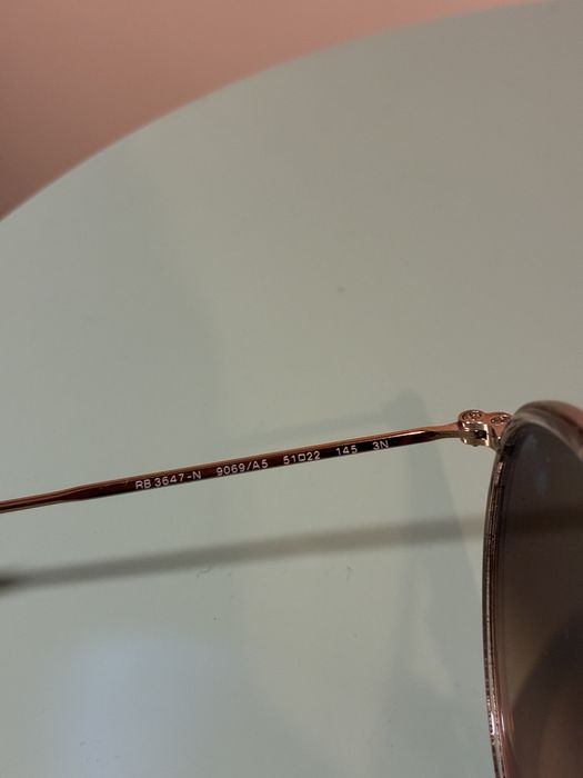 Óculos rosa Ray-Ban RB3647N 9069A5