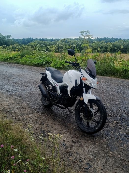 Мотоцикл Lifan Kp200