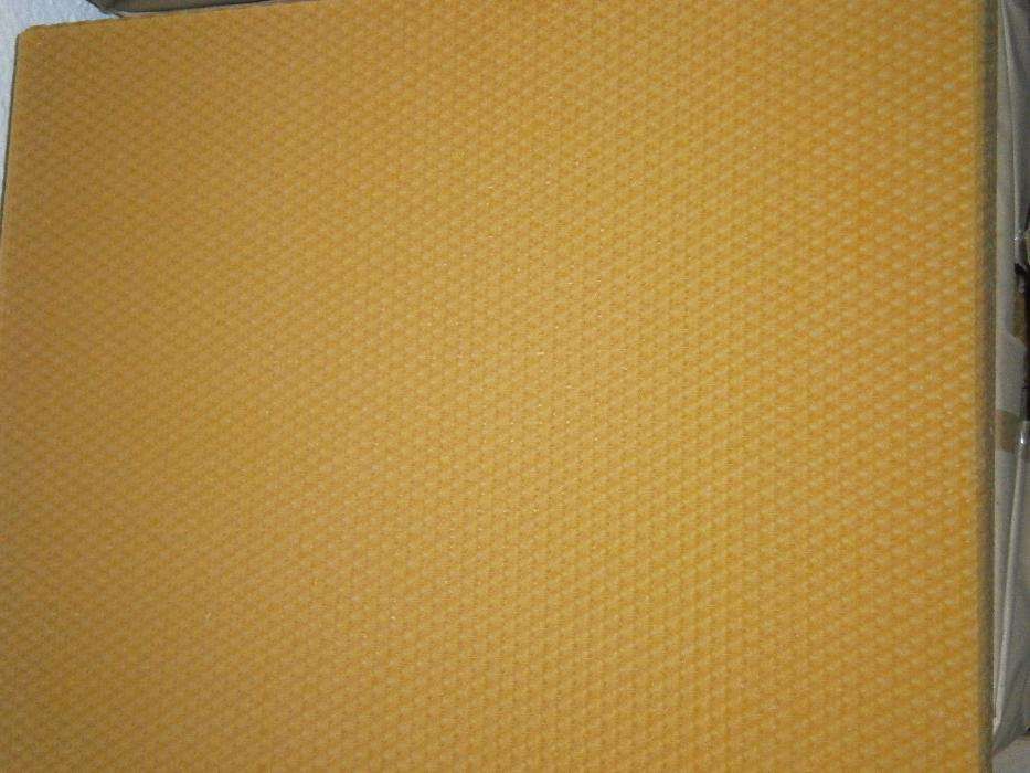 Cera de abelha moldada