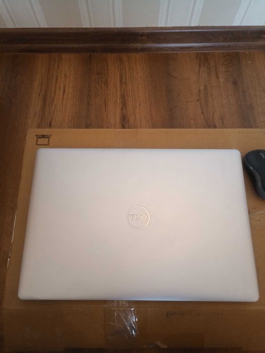 Ноутбук Dell Inspiron 3582 15.6 AG/Intel N5000/4/128F/DVD/int/Lin