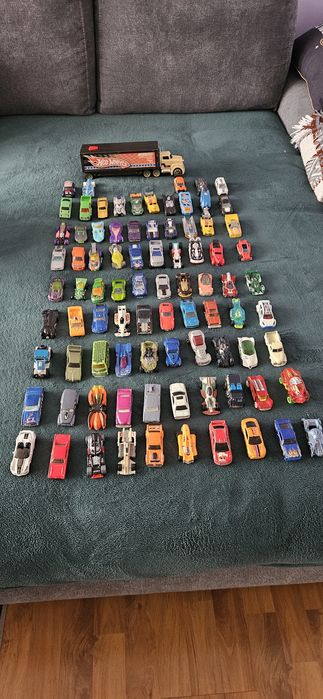 Sprzedam autka hotwheels