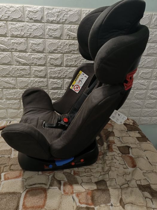Автокрісло від 0 до 6 років