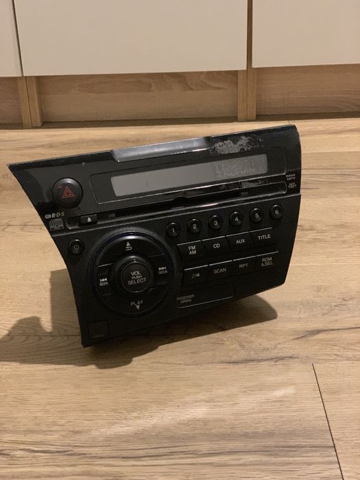 Оригінальна магнітола Honda CRZ