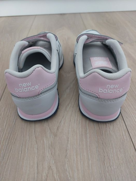 Buty dziewczęce sportowe, New Balance, rozmiar 35, jak nowe!