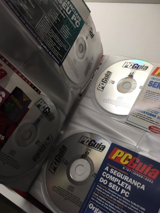 Colectânea da PC Guia (22 CDs + 5 Revistas + 14 Guias de Bolso)