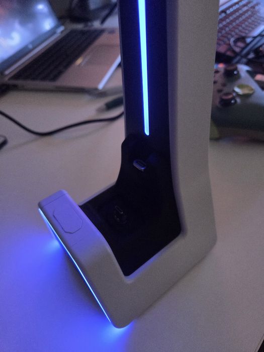 Suporte Gaming Tilted Nation RGB | Headset + Comando + Hub USB