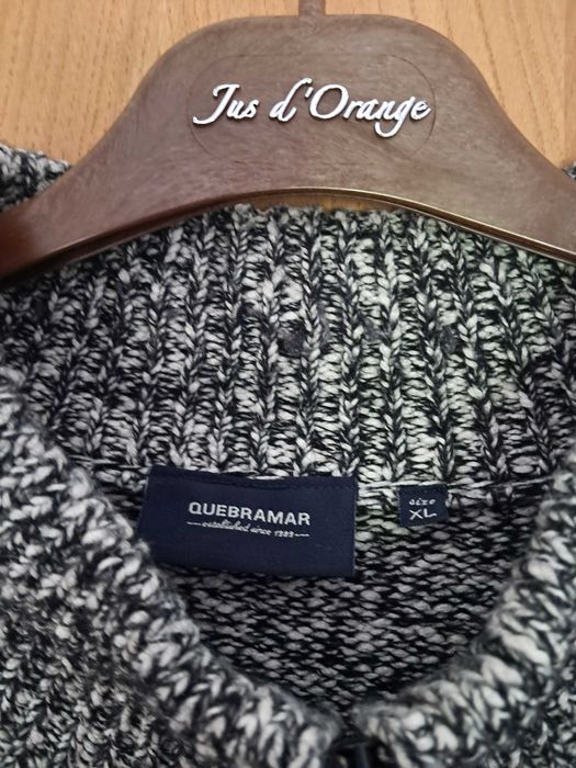 Casaco da marca Quebramar - como NOVO - Tam: XL