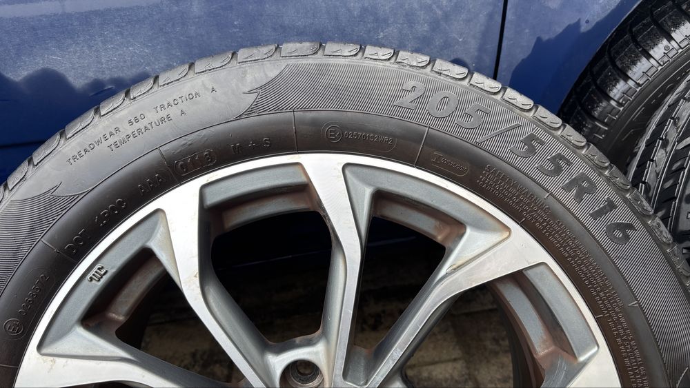 Felgi aluminiowe Skoda VW 16 5x112 plus dystanse