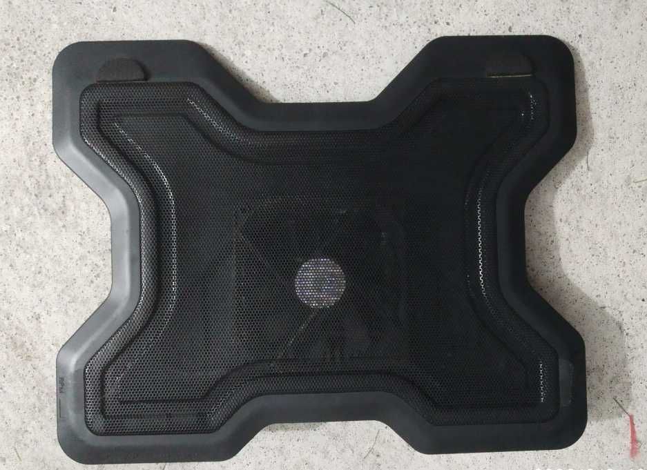 Base com ventoinha anti aquecimento para portatil com USB