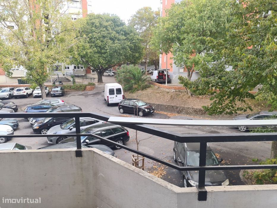 T2 Renovado - Olivais - ao Parque do Vale do Silêncio