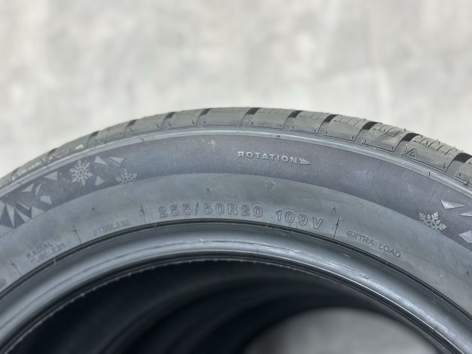 Нові зимові шини Tracmax X-privilo S330 255/50 R20 109V XL