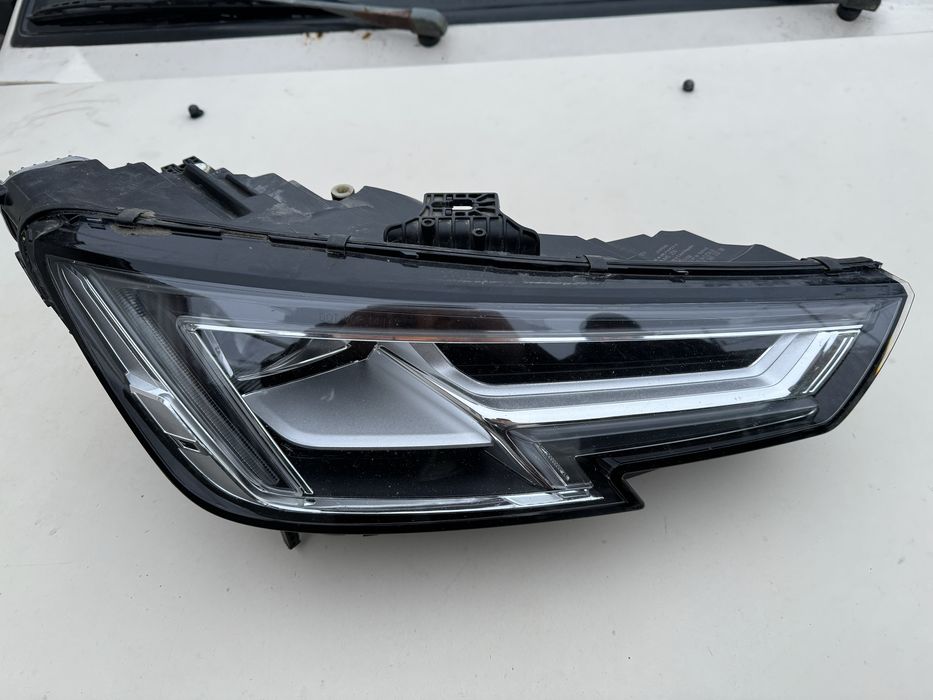 Фара фари audi a4 b9 2016-2019 права (2018) 8W0.941.034.B