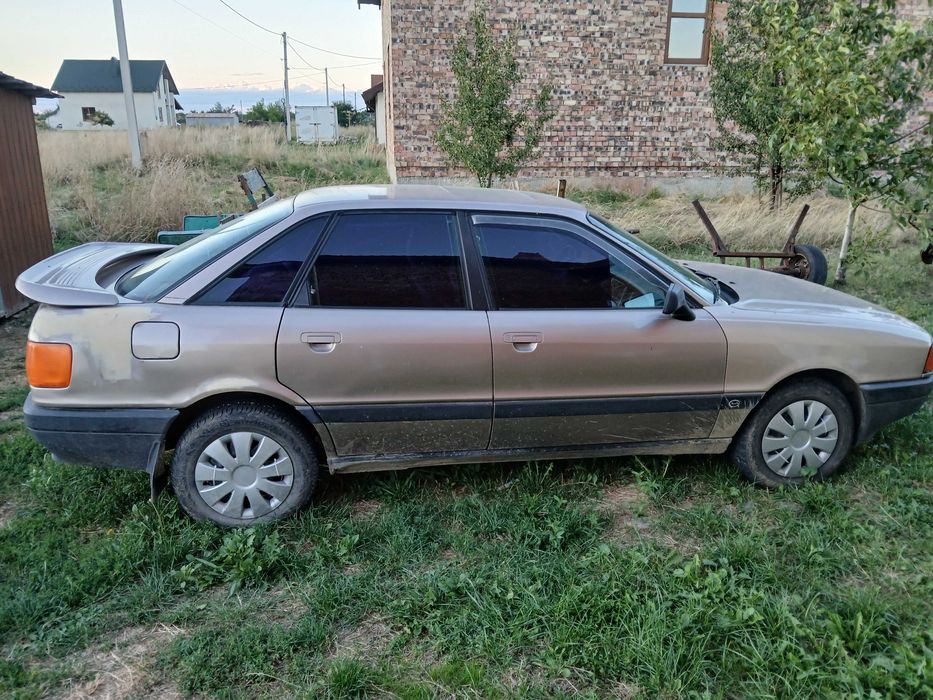 Продам авто ауді 80 на ходу завів поїхав