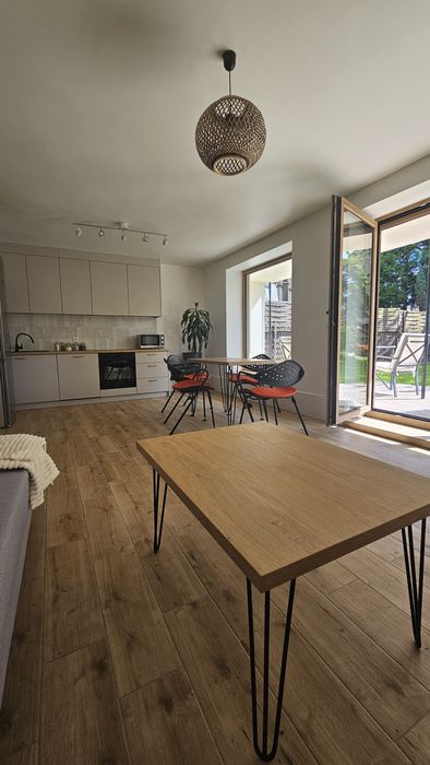 Apartament z ogrodem