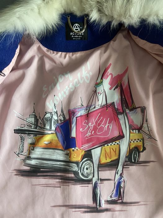 Демисезонне пальто з натуральним хутром