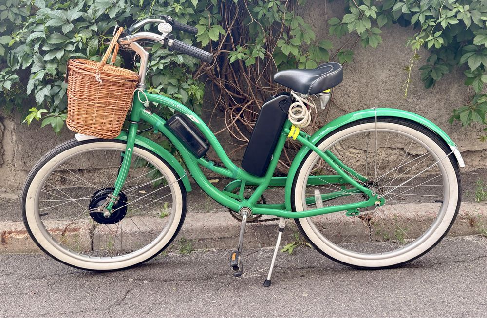Eeлектровелосипед міський зелений Schwinn Fiesta в ідеальному стані люкс класа як ретро