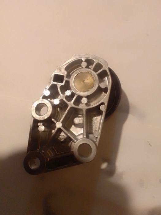 Ролик натяжной NEXIA/NUBIRA ,LANOS 1.5 DOHC/LACETTI производство GMB