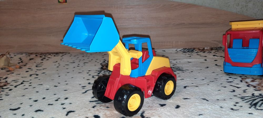 Машины Вадер Трактор и самосвал